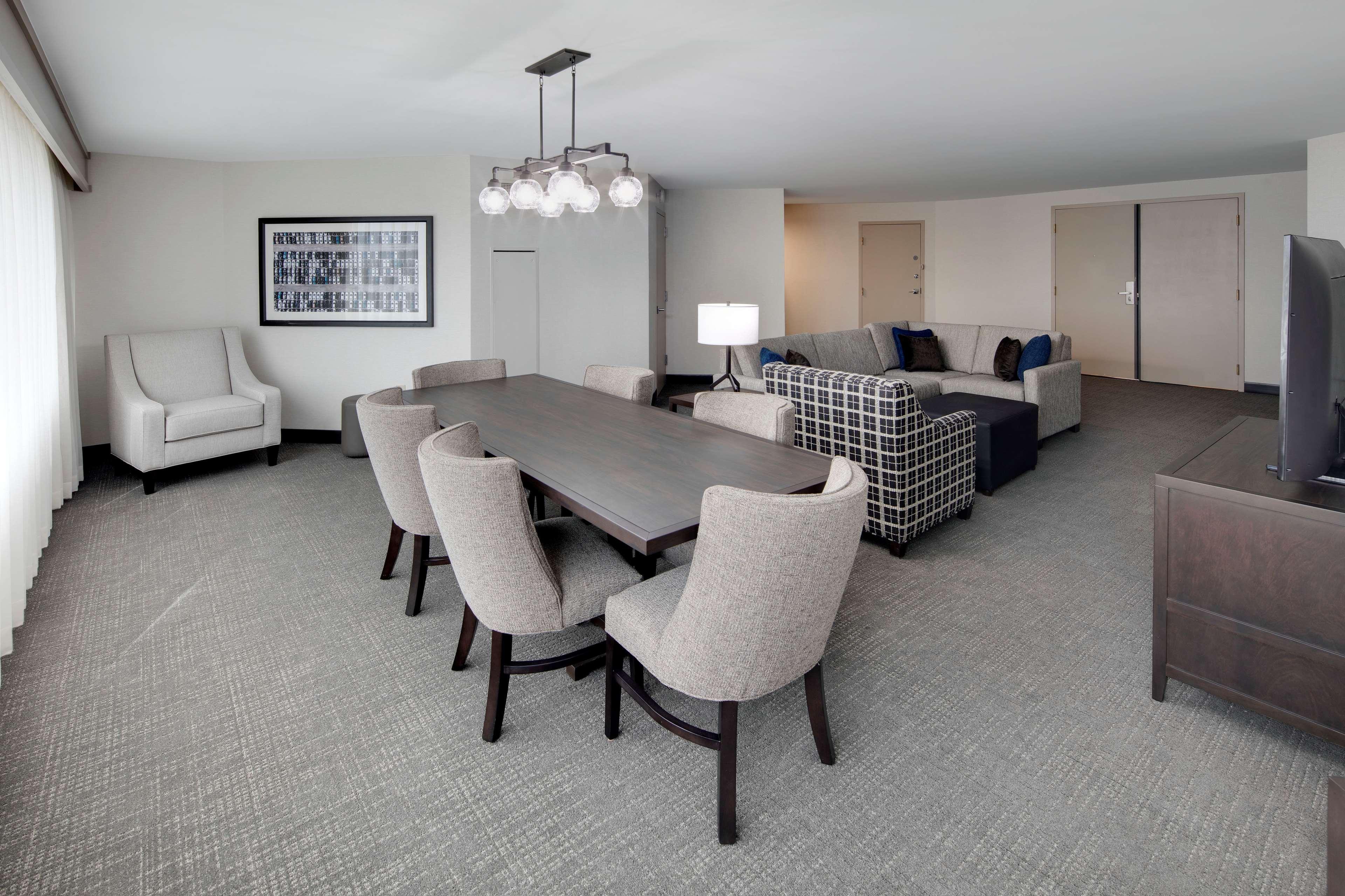 Embassy Suites By Hilton Detroit Troy Auburn Hills Zewnętrze zdjęcie