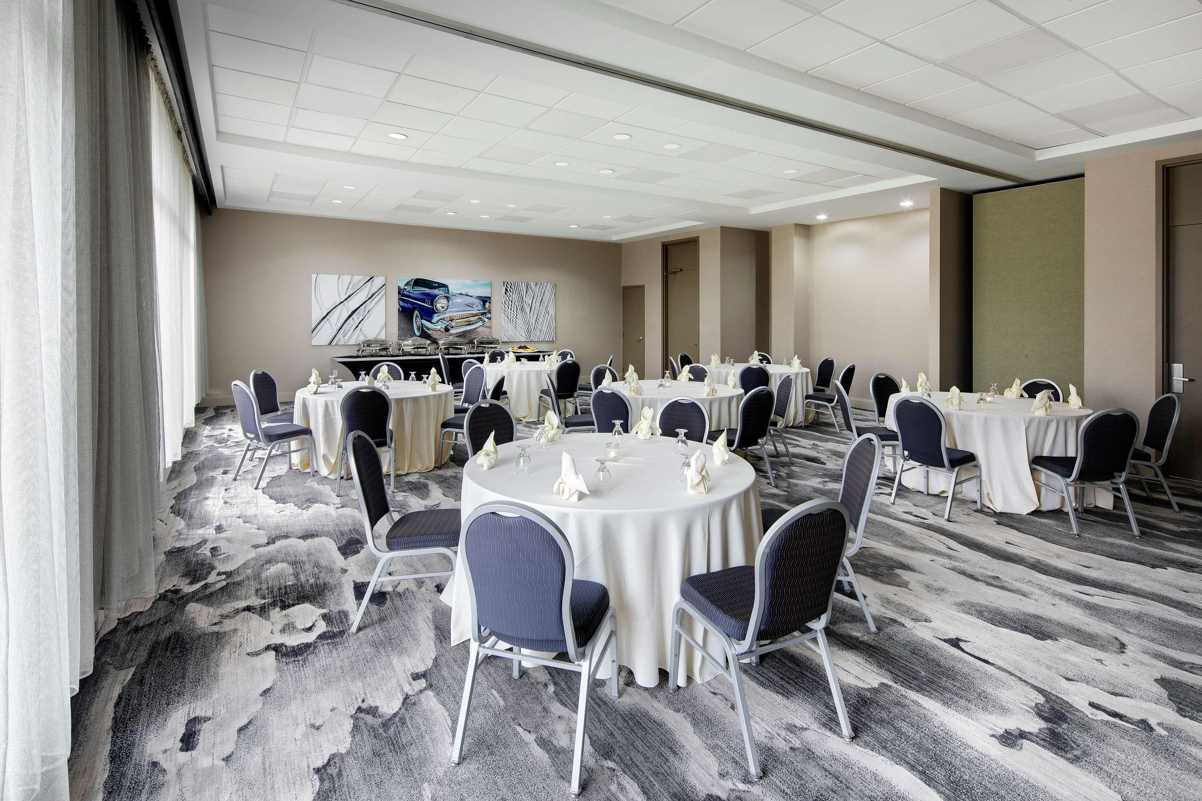 Embassy Suites By Hilton Detroit Troy Auburn Hills Zewnętrze zdjęcie