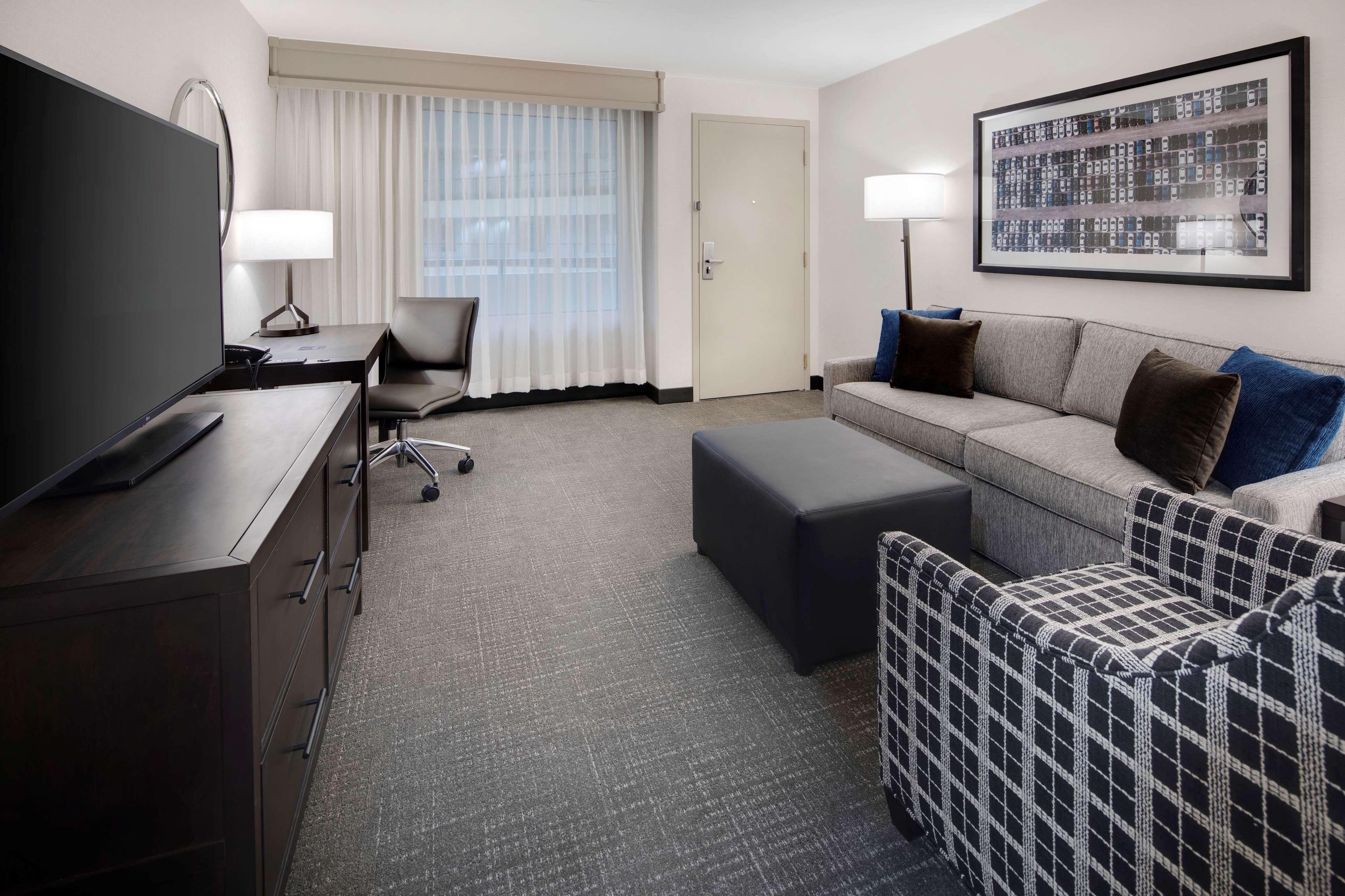 Embassy Suites By Hilton Detroit Troy Auburn Hills Zewnętrze zdjęcie