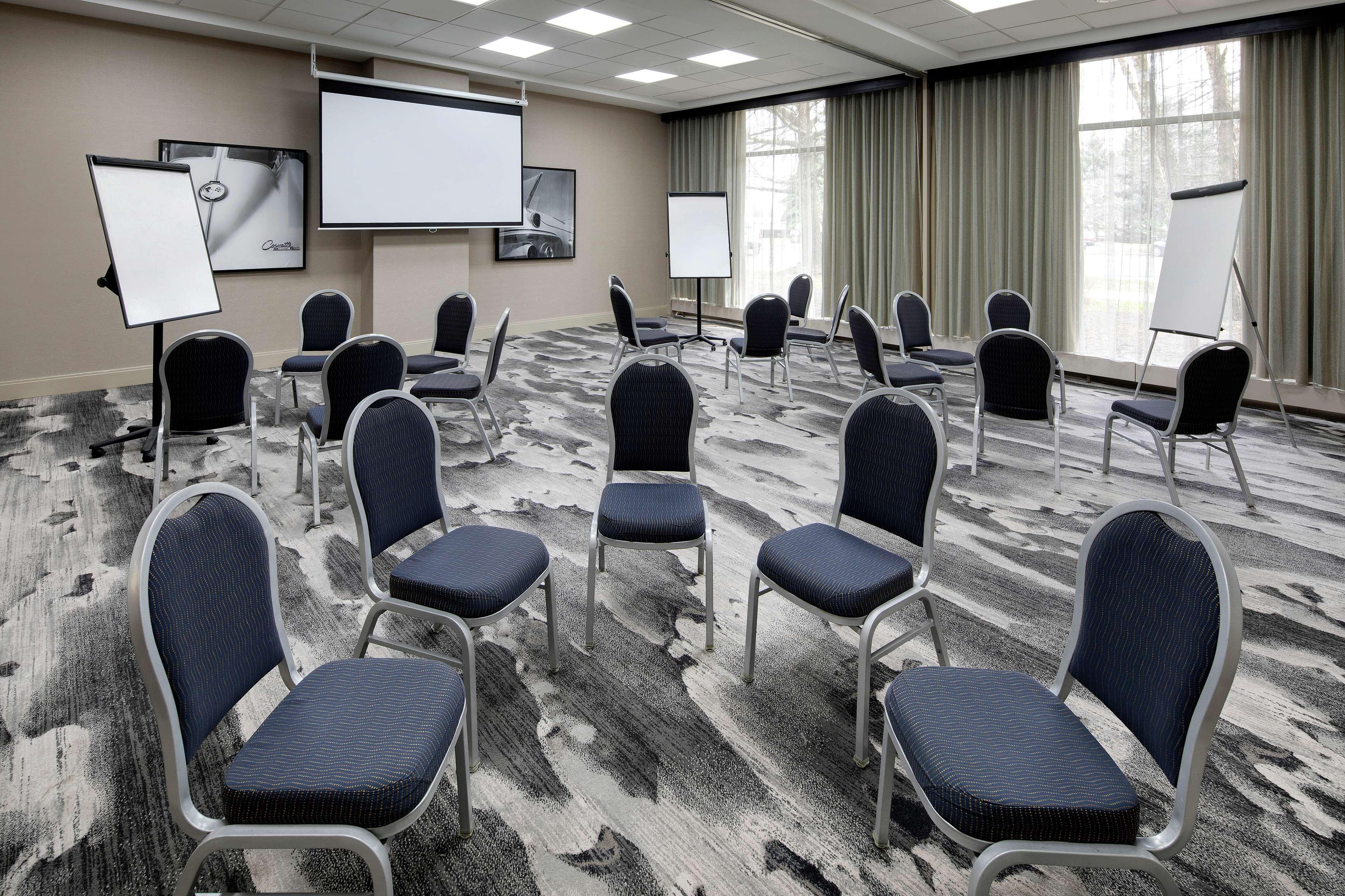 Embassy Suites By Hilton Detroit Troy Auburn Hills Zewnętrze zdjęcie