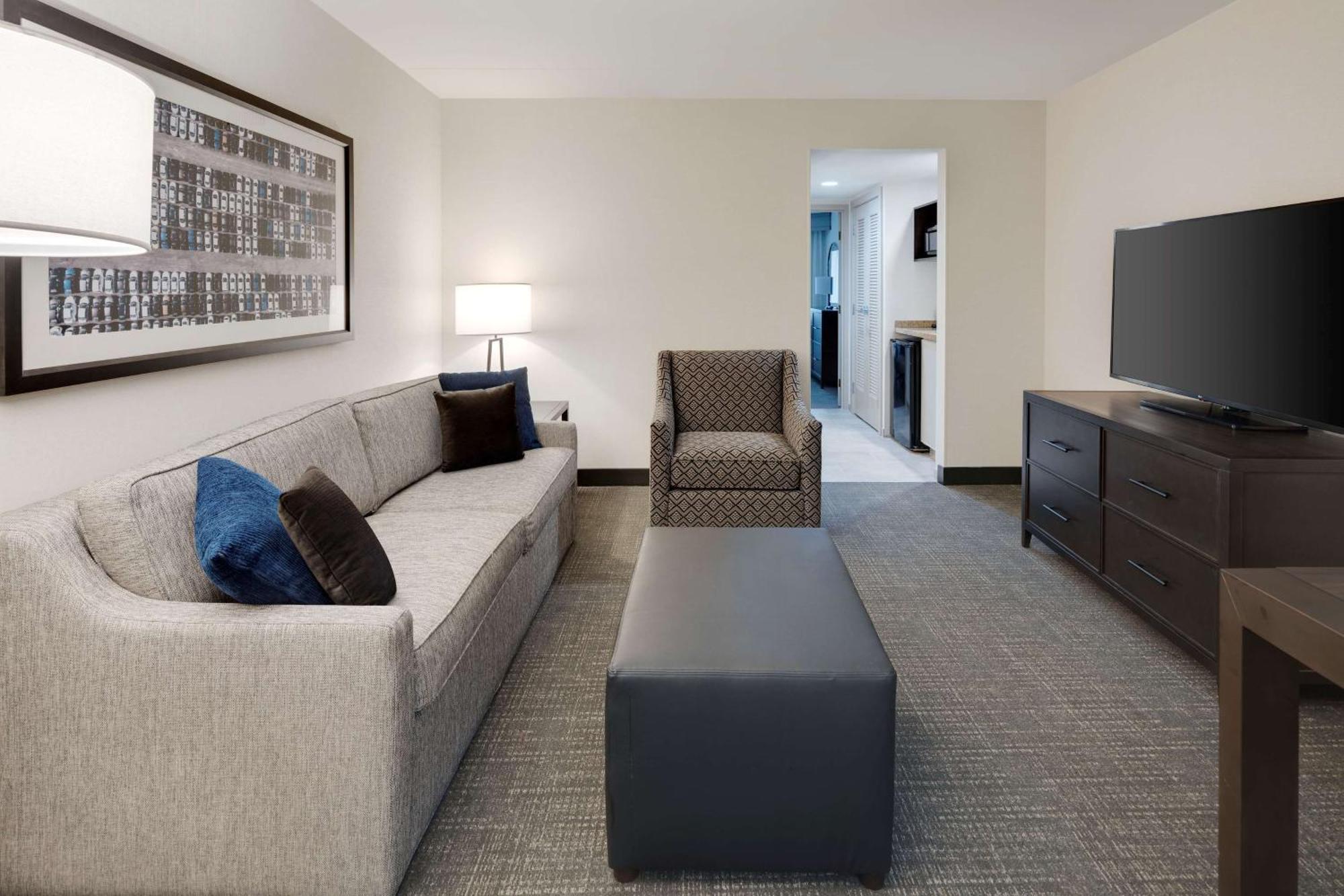 Embassy Suites By Hilton Detroit Troy Auburn Hills Zewnętrze zdjęcie